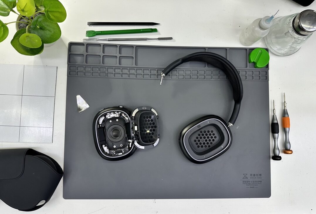 Ремонт AirPods 1, 2, 3, 4 в сервисе iFresh.One — фото процесса