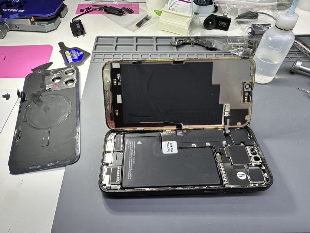 Ремонт iPhone 11 Pro Max в сервисе iFresh.One — фото процесса