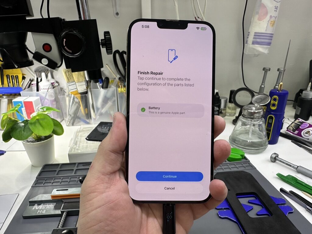 Ремонт iPhone 17 Pro в сервисе iFresh.One — фото процесса
