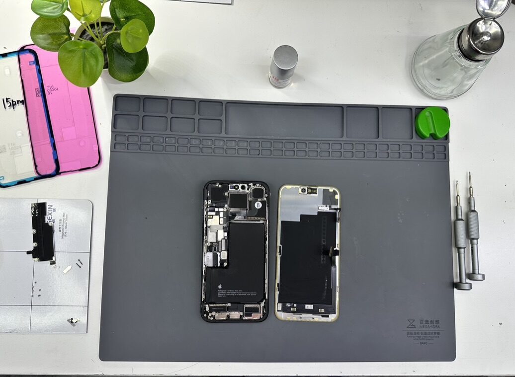 Ремонт iPhone 12 Pro в сервисе iFresh.One — фото процесса