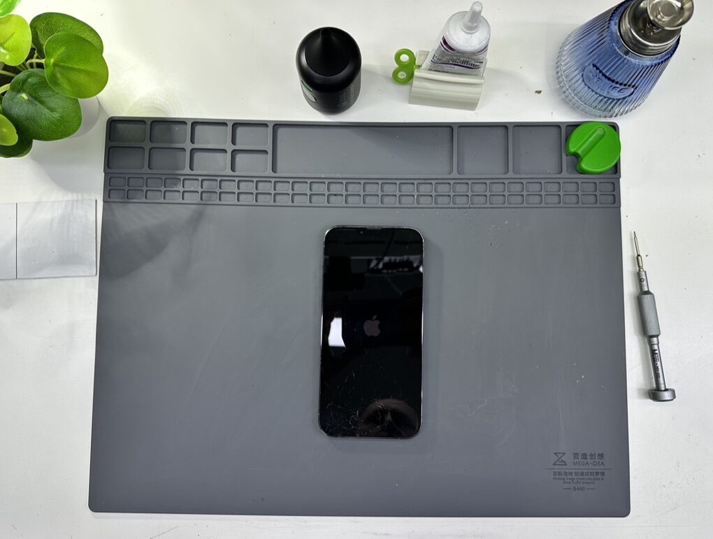 Ремонт iPhone 11 Pro Max в сервисе iFresh.One — фото процесса