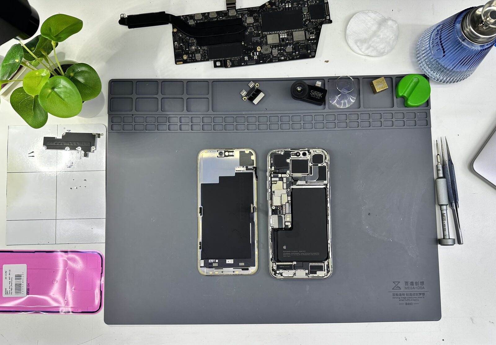Ремонт iPhone 12 Pro в сервисе iFresh.One — фото процесса