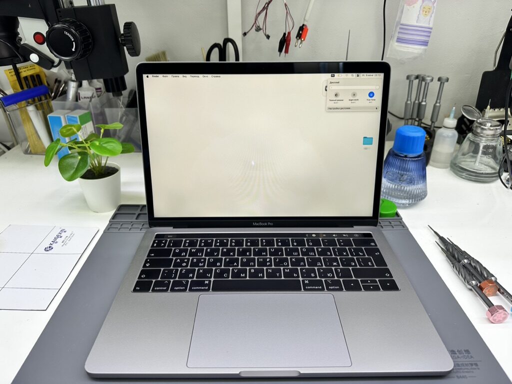 Ремонт MacBook Air 15 M4 в сервисе iFresh.One — фото процесса