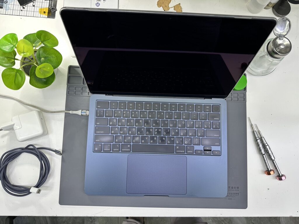 Ремонт MacBook Pro 14 M1 в сервисе iFresh.One — фото процесса