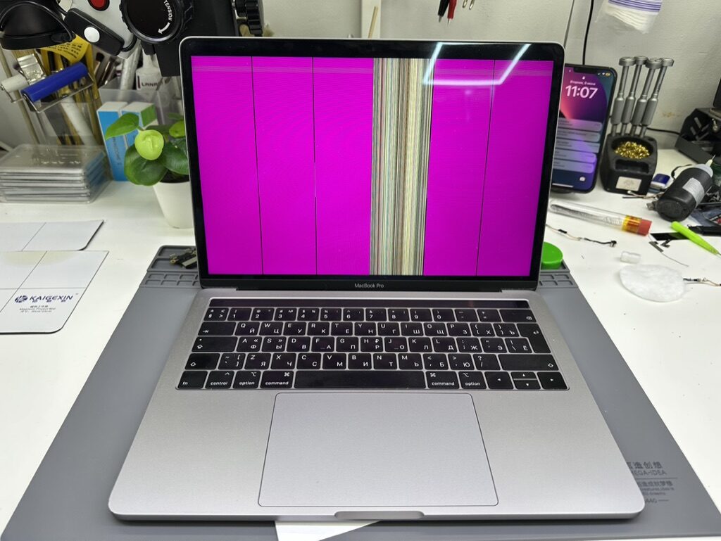 Ремонт MacBook Pro 13 (2018-2020) в сервисе iFresh.One — фото процесса