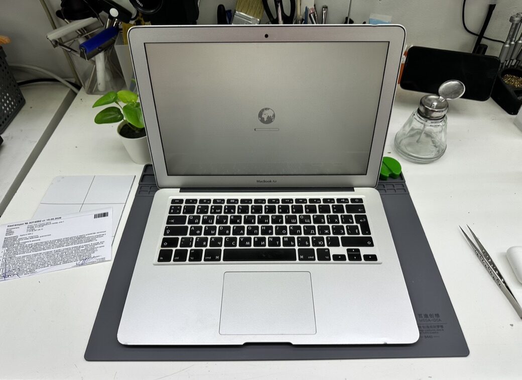 Ремонт MacBook Pro 13 (2016-2017) в сервисе iFresh.One — фото процесса