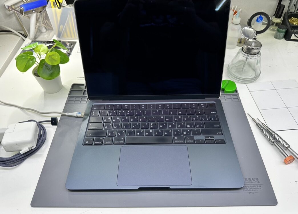 Ремонт MacBook Pro 15 (2016-2019) в сервисе iFresh.One — фото процесса