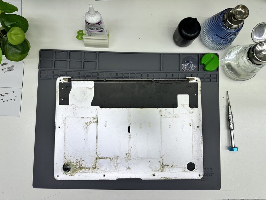 Ремонт MacBook Retina 12 (2015-2017) в сервисе iFresh.One — фото процесса
